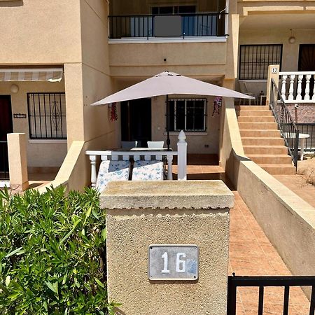 Tranquil Self Catering Golf Course Apartment Аликанте Экстерьер фото